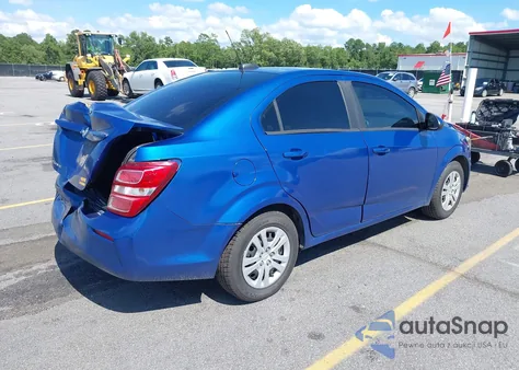 2017 Chevrolet Sonic Ls Auto z USA, uszkodzony, nr VIN 1G1JB5SH4H4171782